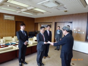 4月14日滝沢市柳村市長へ要請