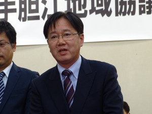 三好新議長